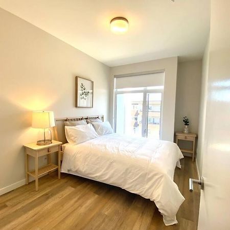 Lovely Brand New Condo Sidney Exterior foto